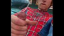 Me (BoiBlue11xx) Shooting Webs In meinem SpiderMan Kostüm, seht mehr von mir BoiBlue11xx auf Twitter und