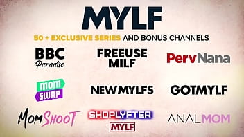 Mylf Selects - La migliore compilation di milf tettone supremi che prendono cazzi enormi nei loro buchi stretti