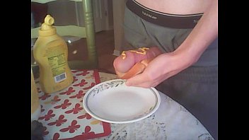 How to make a hotdog~