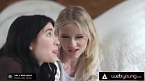 Sorority Girlfriends Melody Marks и обманная игра Джейн Уайлд превращаются в мокрый секс втроем
