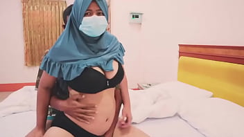 Jilbab indo jarang di entot suaminya selingkuh dengan tetangga full link https://dood.pm/d/3syfaph0h94e