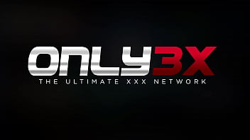 Only3x（Only3X Network）はあなたをもたらします-変態の革の衣装を着たアンディ・サン・ディマスは、両方の穴を大きな雄鶏で満たします-10