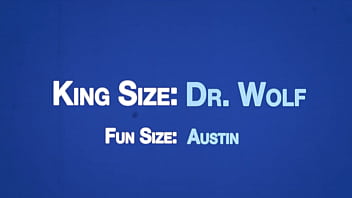 Twink fickt DILF doppelt so groß wie er - Austin, Dr. Wolf