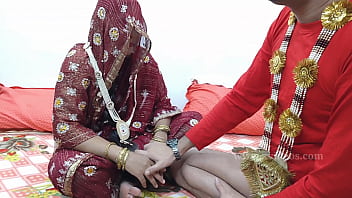 1. Sex nach verheiratet mit seinem Ehemann jungfräuliches Mädchen Pussy ficken Hindi Audio-Sex
