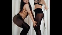 two asian chubby busty big ass girl babe sexy dance，I can watch one day