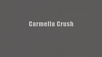 Carmella Crush主演のManoJob無料のフルビンテージ高解像度ポルノ映画！