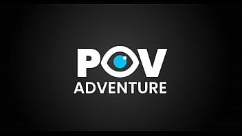 POV Adventure - Мясистая латиноамериканка из колледжа сосет и трахается с твоим членом