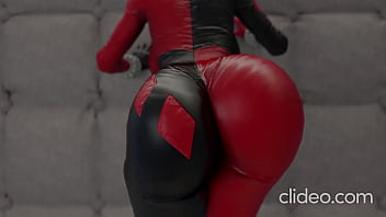 Harley shakes her thick ass