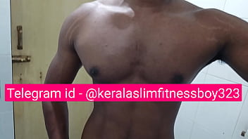 Il ragazzo malayali del Kerala fa sesso con i ricordi del suo vecchio amante dopo essersi messo in forma.. Questo video per i ricordi del mio vecchio amante. E tutti i miei fan dal Kerala