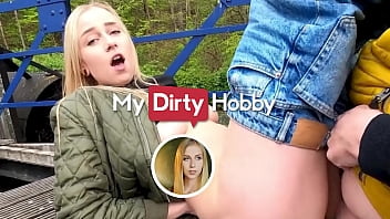 Scopata pubblica per bionda - My Dirty Hobby