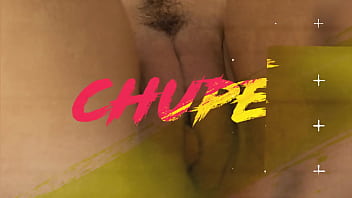 Vivi capetinha masturbating on the beach, was taken by surprise by a couple and there was a hot fuck, with an audience on the beach of Itaquitanduva SP, Nicole Brazil put her husband's cock in the pussy of vivi capetinha.video complete RED