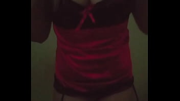 My whore A sends me a video dancing