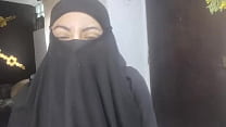 Real Horny Amateur Arab Wife Squirting On Her Niqab Masturbates While Husband Praying HIJAB PORN