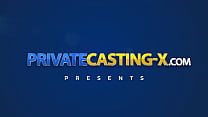 Privates Casting X - Die behaarte junge Frau Adriana Jade fälscht das Vorsprechen