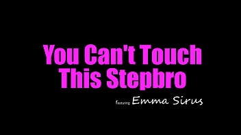 "Me encanta follar con mi hermanastro" Emma Sirus le confiesa a un amigo - T25:E10
