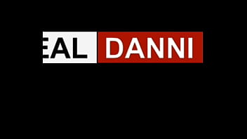 Danni Jones und ihre Fickmaschine – Vollständiges Video – Danni2427
