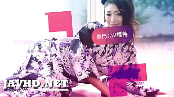 Prova l'ultima raccolta di gangbang giapponese di video HD online
