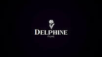 Delphine Films - 性的なビデオ ゲームのファンタジーがケイリー ガンナーとジュエルズ ブルーによって現実に