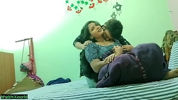 नई बंगाली पत्नी की पहली रात सेक्स! स्पष्ट बातचीत के साथ