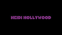 Heidi Hollywood hüpft ihm mit ihren Titten ins Gesicht, während er diesen nassen Schlitz fickt