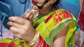 Kultivierter Junge fickt Nachbarin Madam Hindi-Porno-Video