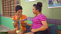 La giovane donna indiana Boy scopa la sua sorellastra! Sesso tabù virale