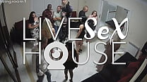 Sehen Sie sich unseren LiveSexHouse-Trailer zur Sex-Weltmeisterschaft rund um die Uhr an