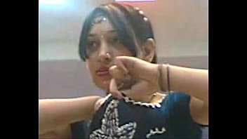 Último clip de bailarina de bar de mumbai