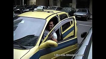 Americando suce la bite de l'hétéro - chauffeur de taxi brésilien