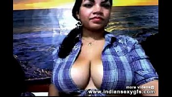Индийский Мумбаи дези большие сиськи бхабхи выставить ее перед живым веб-чатом - indiansexygfs.com