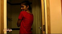 Caliente sexy india amateur babe divya en ducha